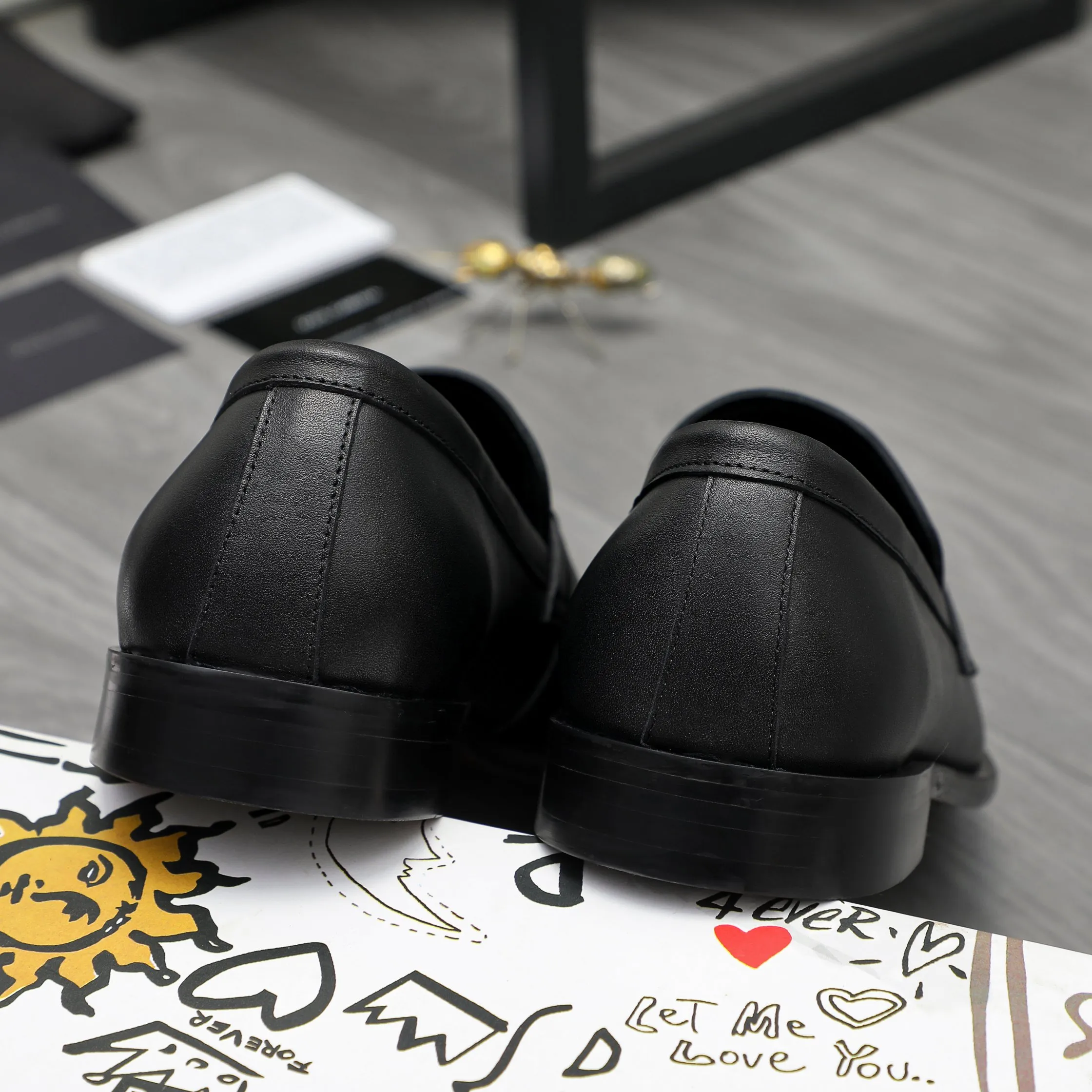 Men's shoes 💰p540 Product trademark: DG (Dolce & Gabbana) business slip-on leather shoes Regular size: 38-46 (38.45.46 is custom-made and non-returnable) Product materials: Selected high-quality cowhide upper, cowhide lining, original rubber outsole